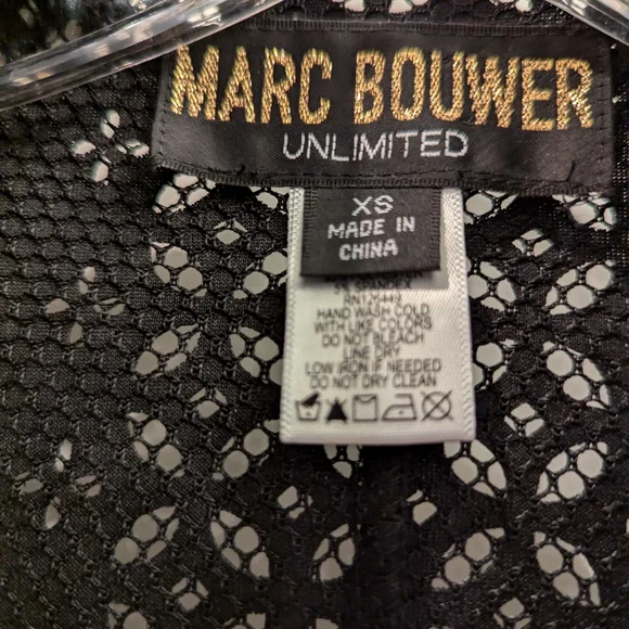 MARC BOUWER zip up flare sleeve top - Picture 7 of 10